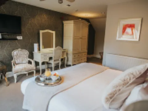 Hall Farm Hotel and Restaurant โรงแรมในGrimsby