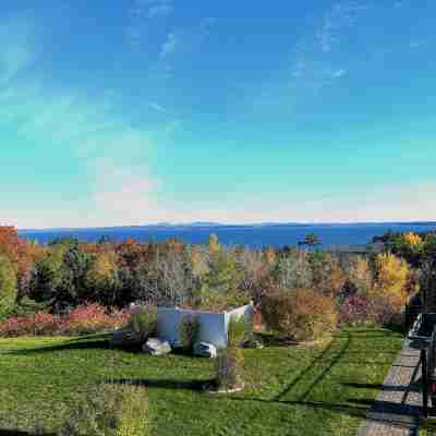 Atlantic Eyrie Lodge Hotel Exterior