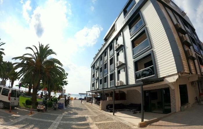 Extravagant Hotel Avsa