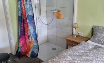 B&B DRESSINGS TRAUMGARTEN - Housity