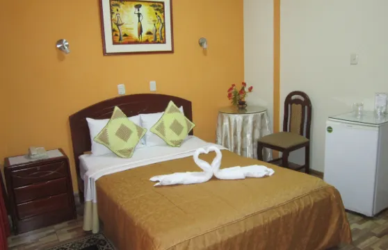 特魯希略廣場酒店