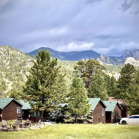 Mountain Shadows Resort