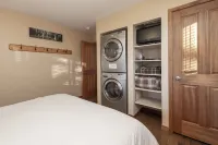 Hi Country Haus - 10-18... 2 Bedroom Condo by RedAwning - balcony