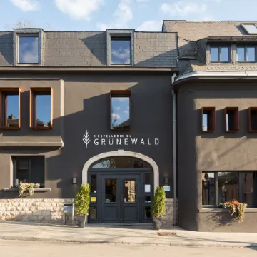 Hostellerie du Grünewald Отели рядом с достопримечательностью «Национально культурно-спортивный комплекс «Д'Кок»»