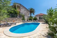 Villa Mir Vami - Heated Pool, Sea Views & Beach 100m I Brač Island - Biệt thự