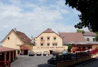 Hotel Spa le Relais des Moines Hotels in Autechaux