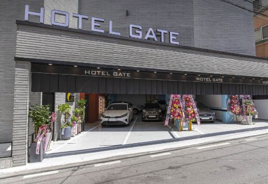 호텔 게이트의 청결한 욕실