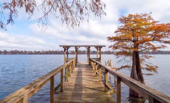 Lakefront Netterville Landing Home w/ Private Dock
