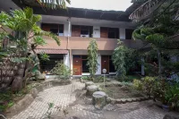 RedDoorz @ Panglima Sudirman Probolinggo Hotel dekat Per3an probolinggo paiton