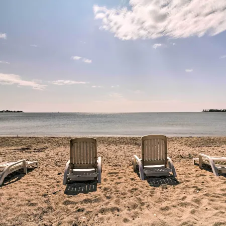 Beachfront Connecticut Retreat w/ Views!