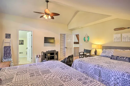Lakefront Paradise w/ Fire Pit - Dogs Welcome! - 3-Star