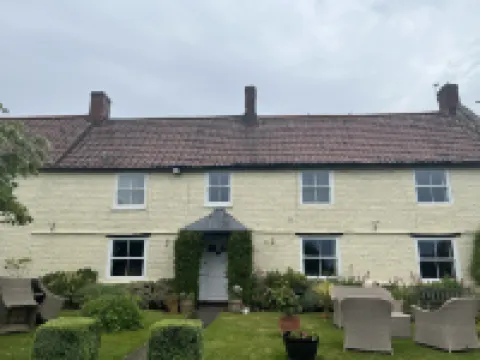 The Lawns Tea Room and B&B Hotels in Sedgemoor