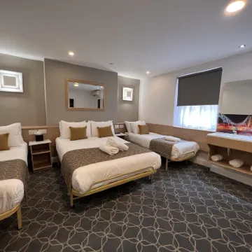 โรงแรมเดอะพรินเซส – เครือโรงแรมเซนต์แพนครัส โรงแรมใกล้แคมเดน