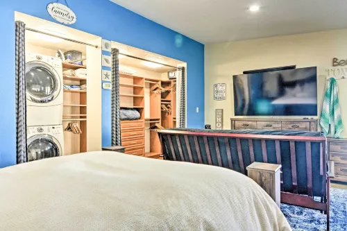Albuquerque Studio with Shared Pool & Fire Pit! - Condos