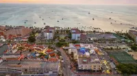 The Cove 106 in Palm Beach Aruba - Prime Location - Free Parking