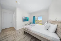 The Cove 106 in Palm Beach Aruba - Prime Location - Free Parking Hotels near Natural Bridge Aruba