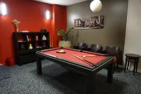 Hôtel Restaurant du Parc de la Colombière Hotels in Longvic