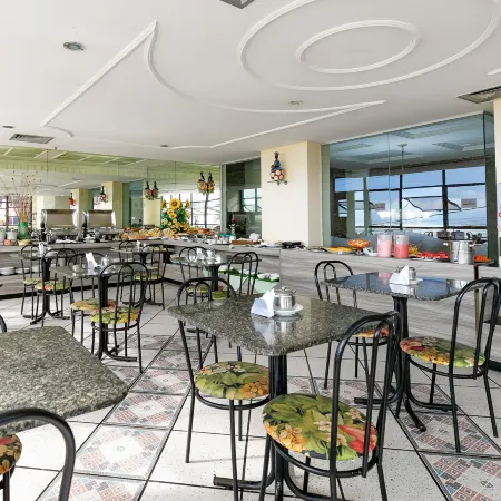 Yak Beach Hotel Ponta Negra