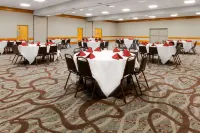 デイズ イン バイ ウィンダム マコーム ミシシッピ C C Moore Stadium Pressbox周辺のホテル