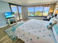 Remodeled Beachside 4025 | Spacious Condo | Beachfront | Pool + Golf Cart Included Sandestin Golf and Beach Resort附近的飯店