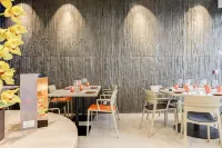 Spark by Hilton Lyon Park Saone - breakfast