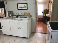 Trailhead Cabin - Horn’s Cabins