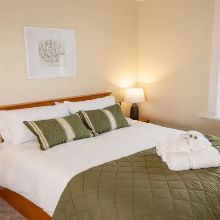 Elegant 3BD Georgian Retreat in Perth City Centre