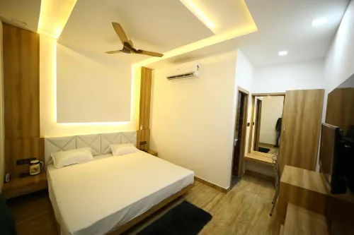 Hotel Byke Ride - Walkable from Agra Cantt Railway Station