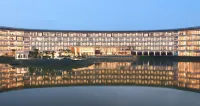 Hotel Santika Premiere Bandara - Palembang Hotel dekat PT. Laris Manis Utama Palembang