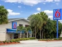 Motel 6 Fort Lauderdale, FL Hotels in Fort Lauderdale