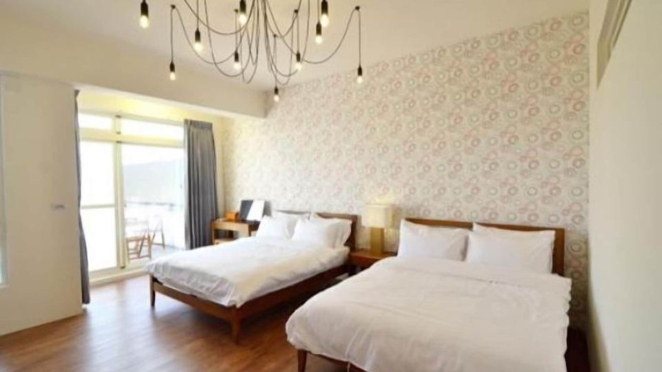 Blueheron Hostel