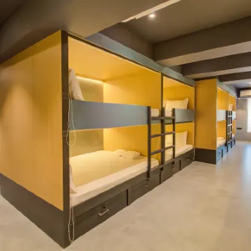 Mumbai Dorms Hotels near Inorbit Mall