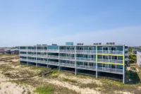 Oceanfront Nags Head Condo, Stunning View & Pools