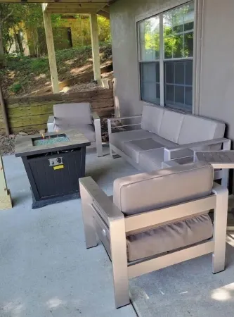 Lakeview Cabin with hot tub