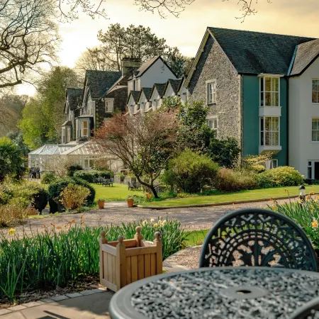 Lakeside Hotel and Spa