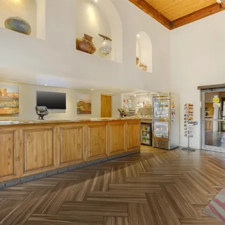 Best Western Plus Arroyo Roble Hotel  Creekside Villas
