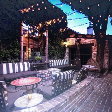 Nestled in the Redwoods, Easy Walk Downtown, Close to SF and Wine Country