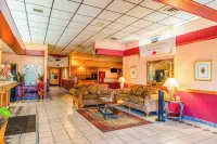 Castle Inn & Suites by OYO Lawton