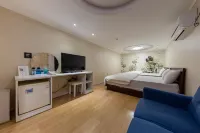 Grant Gorancho Hotels in Buyeo-gun