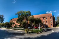Road Lodge Rivonia Hotels near Tsogo Sun