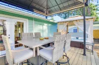 บ้าน Arlington ที่มีเสน่ห์พร้อมอ่างน้ำร้อน & สนามที่มีรั้วรอบ! - 3 ดาว
