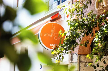 Casa Fiore Отели рядом с достопримечательностью «Azmak Beach»