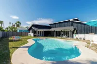 스타일리시한 3 베드룸, 수영장, 펫프렌들리, 10명 수용