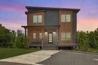 Gorgeous Brand-new Home w Pool Game Room Hot Tub