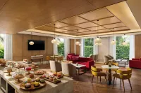 Vivanta Thane LBS Road - servizio colazione