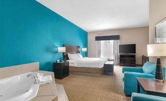 Best Western Plus Hiawatha Hotel