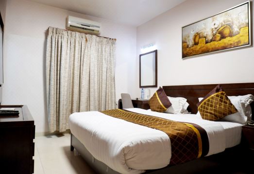 Hotel Fortune - Housity