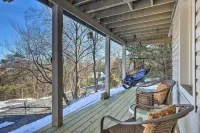 Massanutten Retreat w/ Double Deck & Mtn View! - Parkplatz