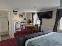 رايلواي رامبلرز ريست فنادق في ويست ديفون ديستريكت