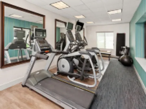 Holiday Inn Express & Suites CHICAGO WEST-O'HARE ARPT AREA by IHG Hotels in Hillside
